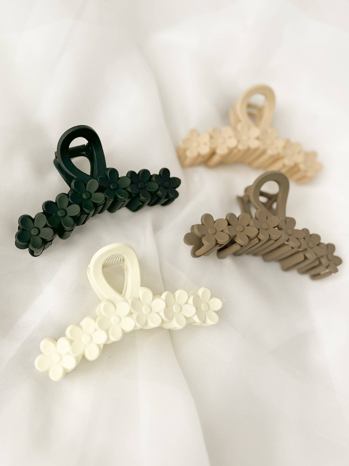 Flower Detailed Large Hair Clip, Minimalist Claw Clip