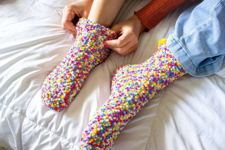 "Merry Christmas" Cozy Cupcake Socks | Fuchsia (Merry Christmas)