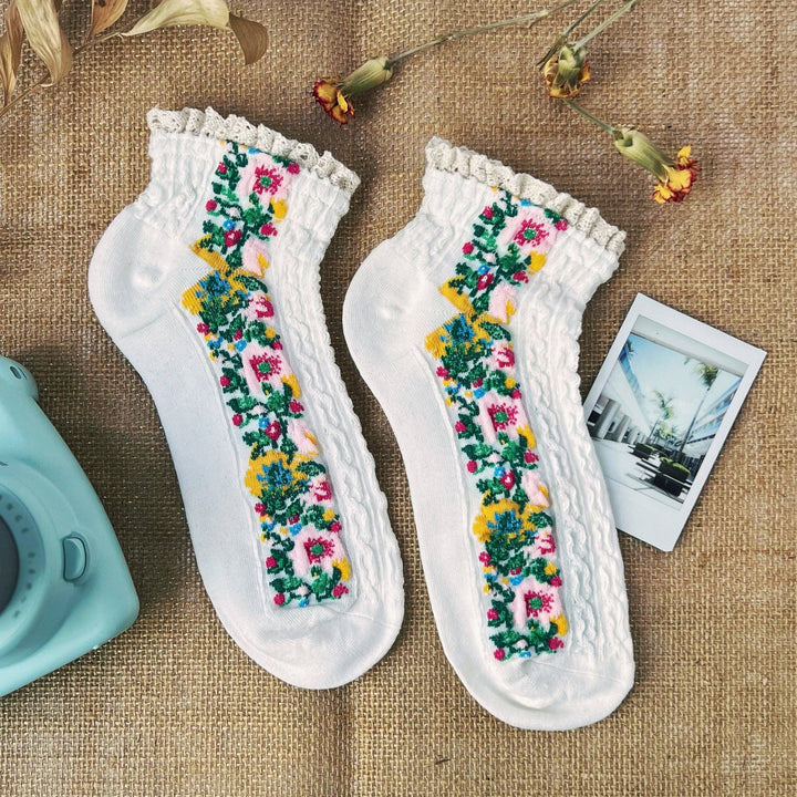 Audrey Vintage Ankle Socks: White