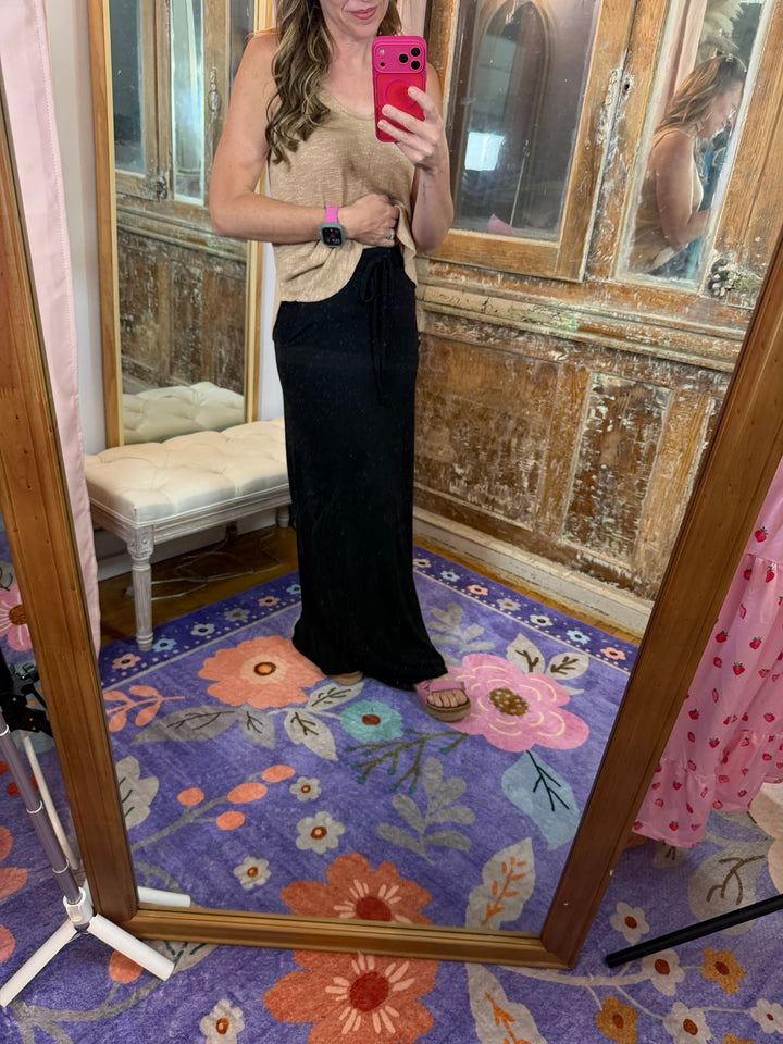 Midnight Ease Maxi Skirt 🖤