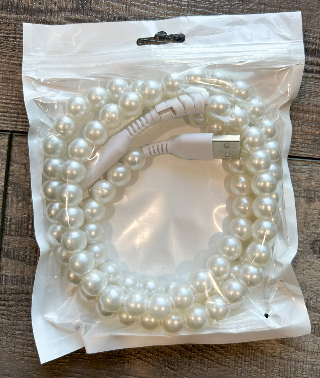 Beaded Phone Charger with Lightning & USB-C Cable: White Pearl