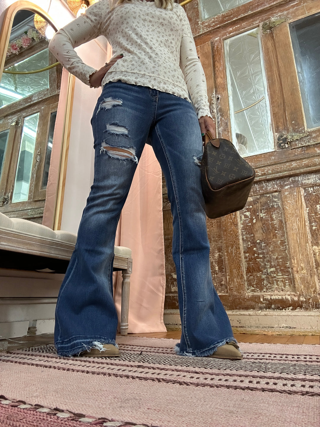 Lovervet High Rise Distressed Flare