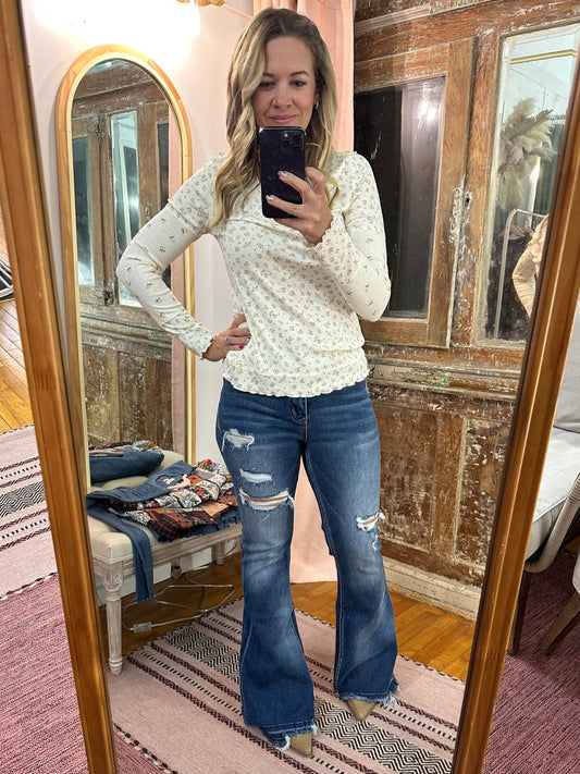 Lovervet High Rise Distressed Flare