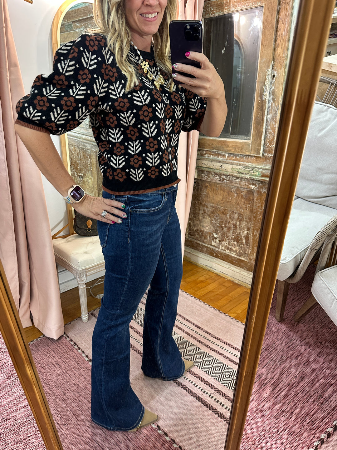 Short Puff Sleeve Floral Sweater