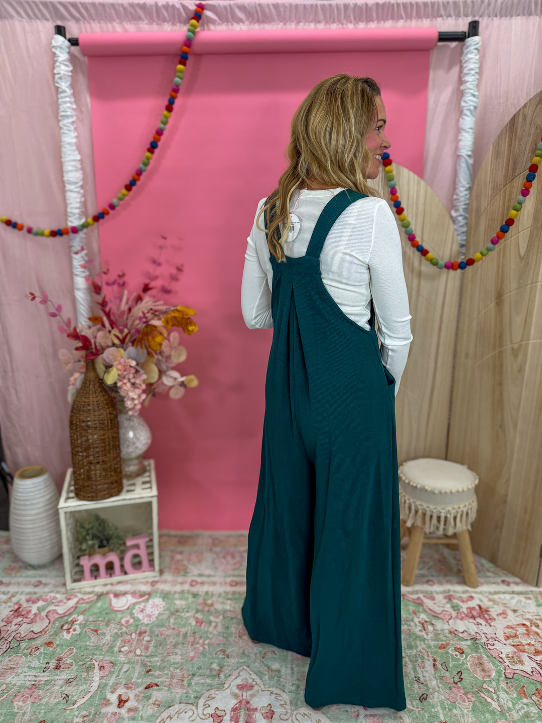 Scoop Neck Fitted Ribbed Knit Top - White