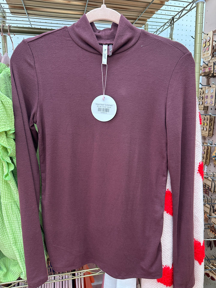 Mock Neck TurtleNeck